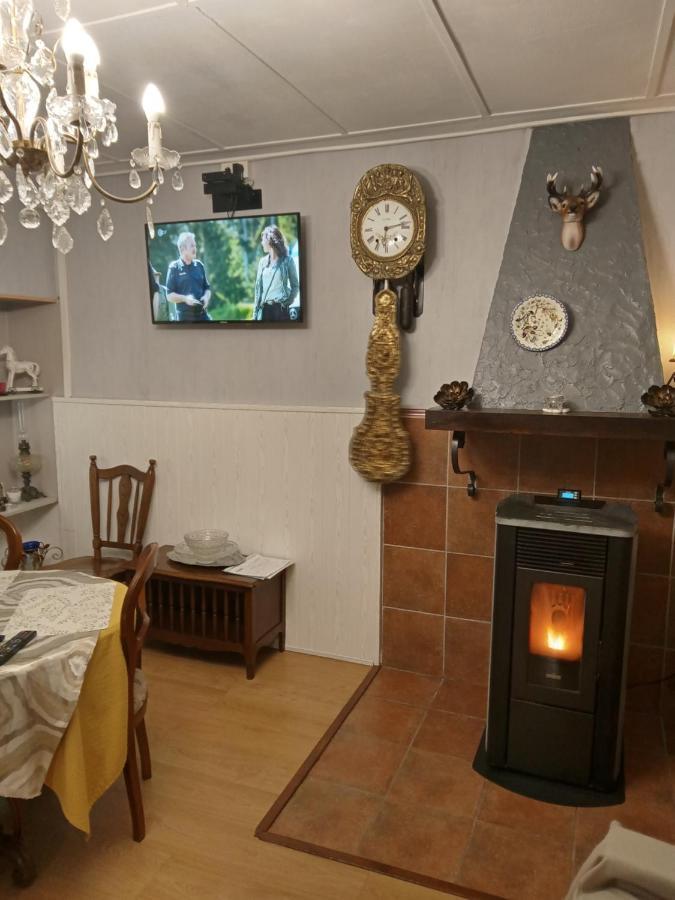 Апартаменты Chez Len & Filipp Бульон Экстерьер фото